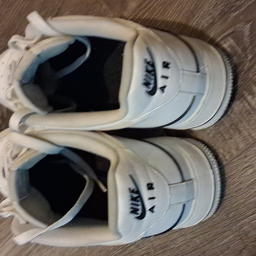 Nike AF1s - Picture 5 of 9